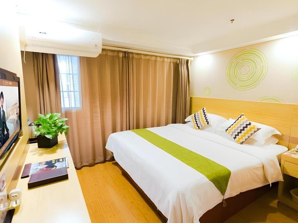 Greentree Inn Shanghai Guangxin Road Tongji Hospital Express Hotel Exteriör bild