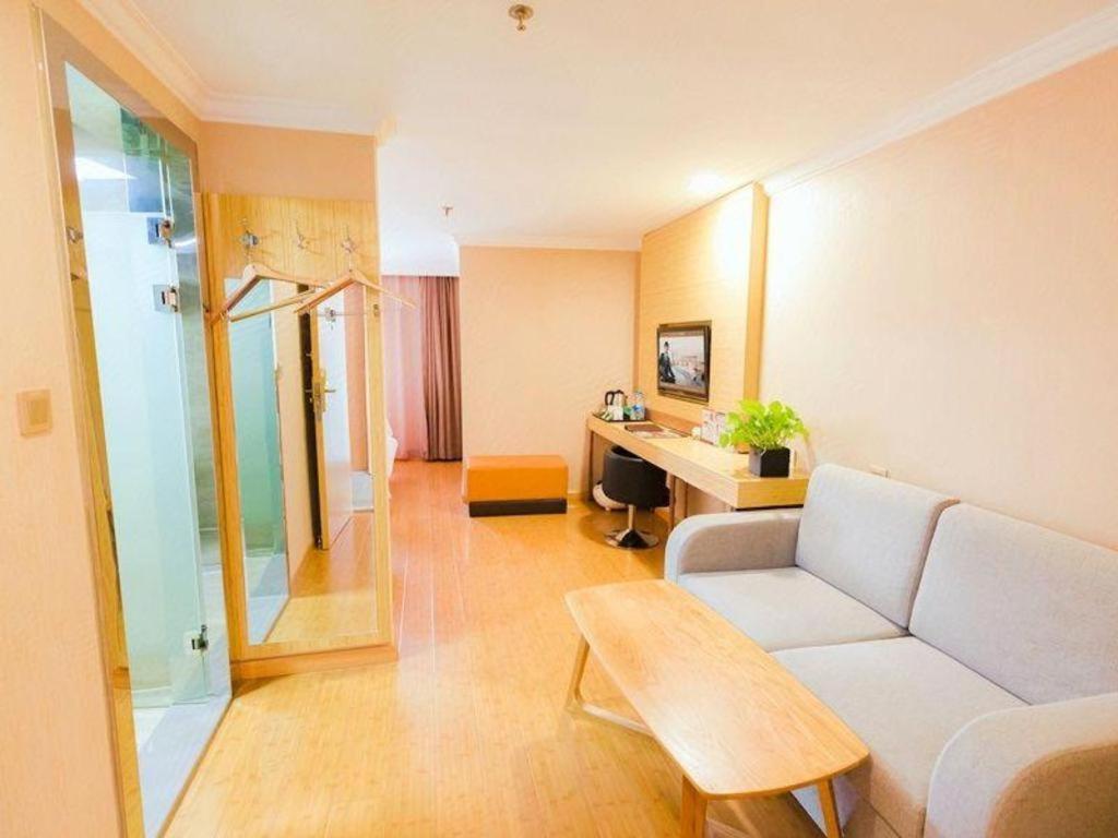 Greentree Inn Shanghai Guangxin Road Tongji Hospital Express Hotel Exteriör bild