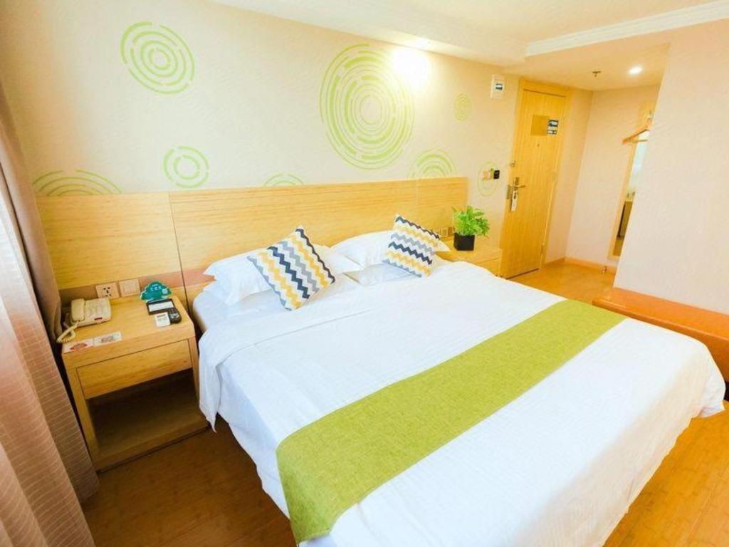 Greentree Inn Shanghai Guangxin Road Tongji Hospital Express Hotel Exteriör bild