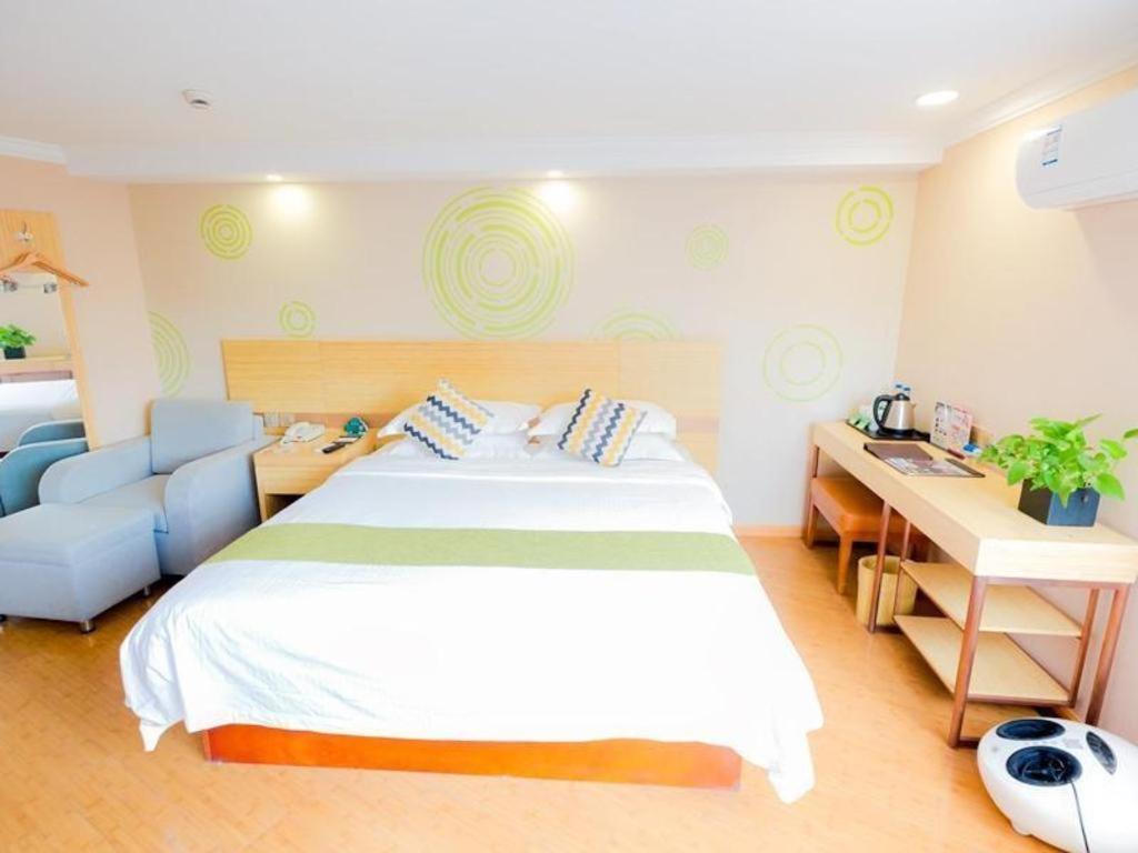 Greentree Inn Shanghai Guangxin Road Tongji Hospital Express Hotel Exteriör bild