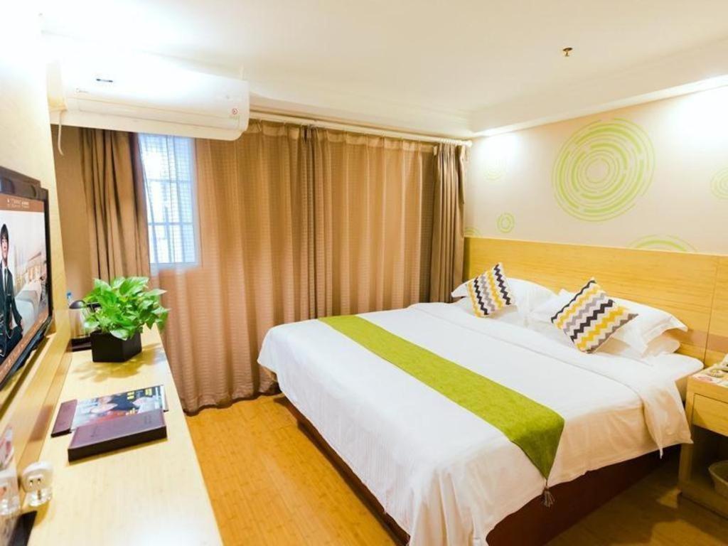 Greentree Inn Shanghai Guangxin Road Tongji Hospital Express Hotel Exteriör bild