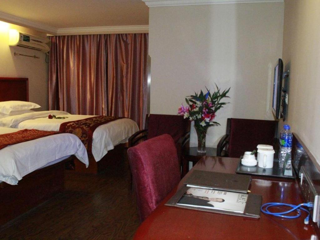 Greentree Inn Shanghai Guangxin Road Tongji Hospital Express Hotel Exteriör bild