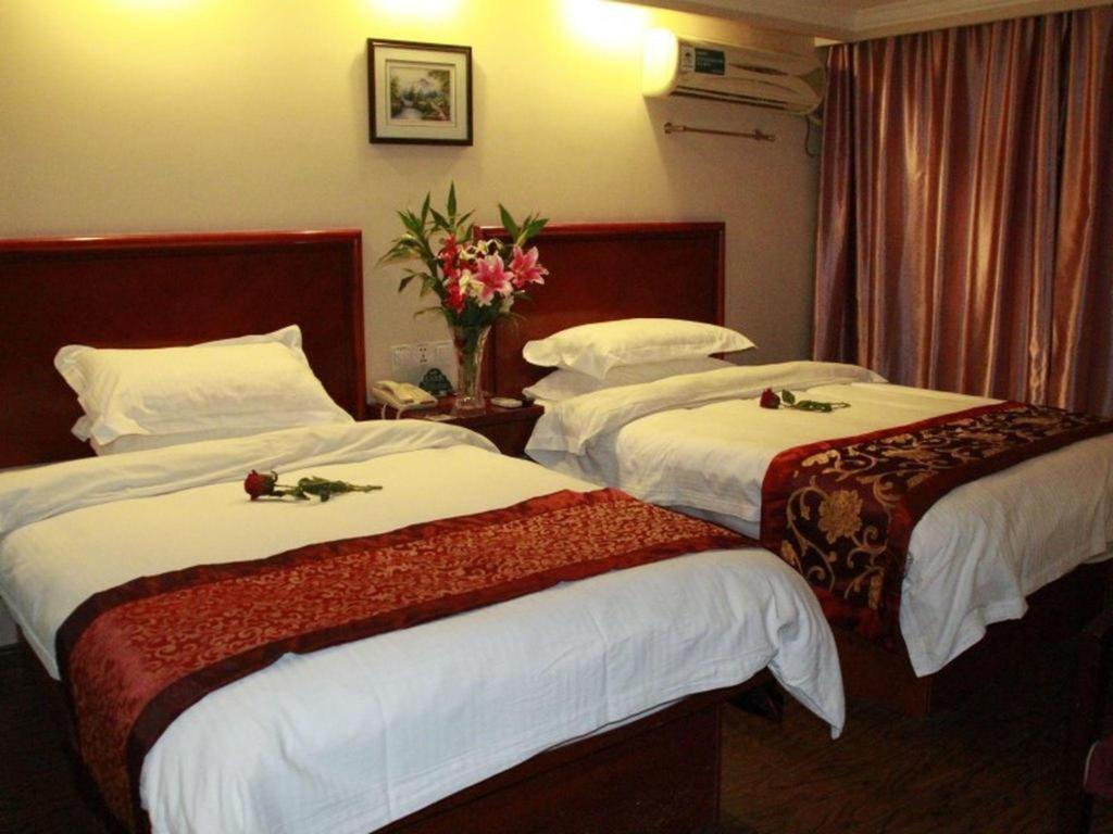Greentree Inn Shanghai Guangxin Road Tongji Hospital Express Hotel Exteriör bild